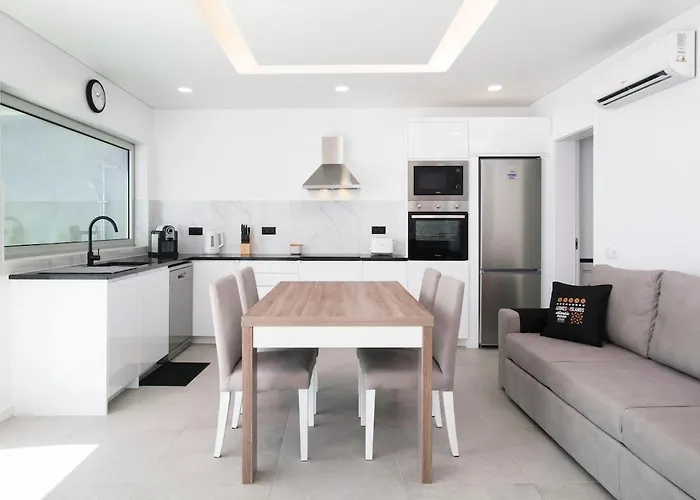 Beira Da Rocha Vakantiehuis Ponta Delgada