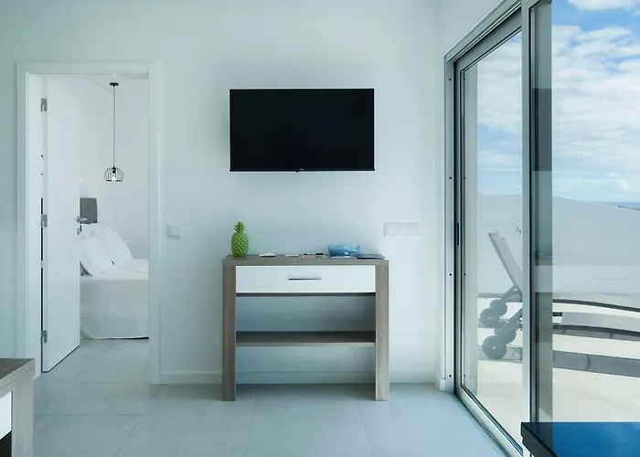 Beira Da Rocha * Ponta Delgada