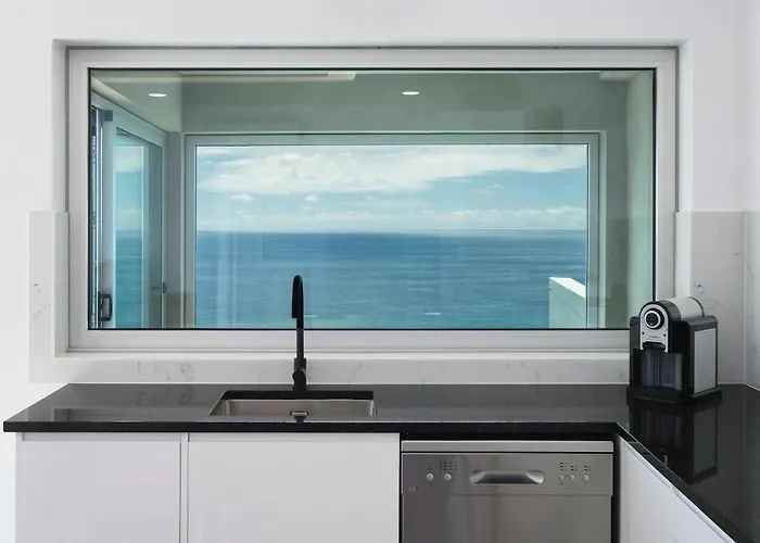 Beira Da Rocha * Ponta Delgada (Sao Miguel)